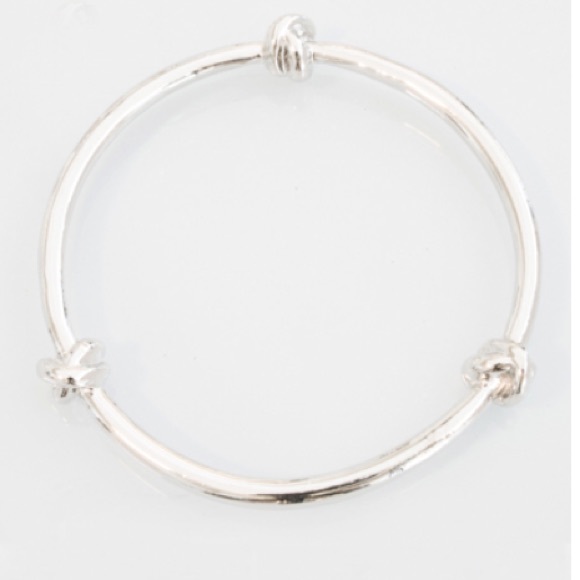 🖤Last One!🖤 Silver Knot Bracelet - Picture 2 of 2