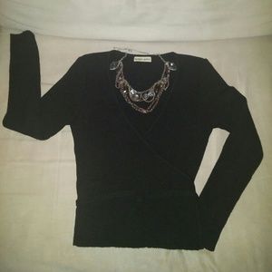 Black ribbed wrap around top
