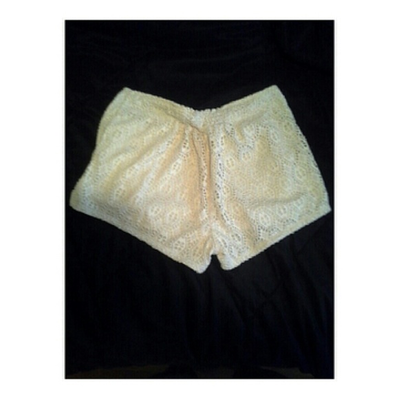 lace shorts