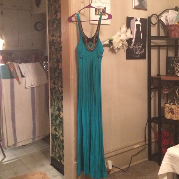 Maxi dress free