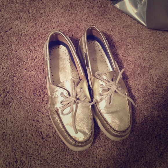 Metallic Sperry Topsiders - Size 7 - Picture 1 of 3