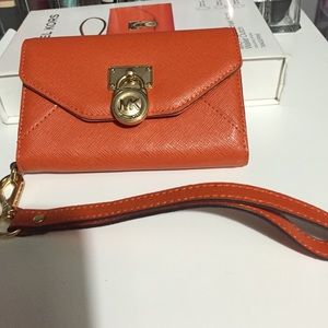 Brand New Michael Kors iPhone 4S*** wristlet
