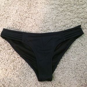 Black cheeky swim bottoms