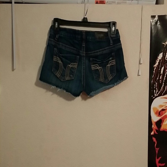 Vanity short