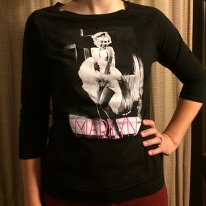 Marilyn top!