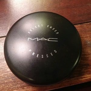 Mac pressed powder**used**