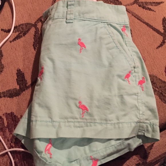 Old navy Mint shorts with pink flamingos