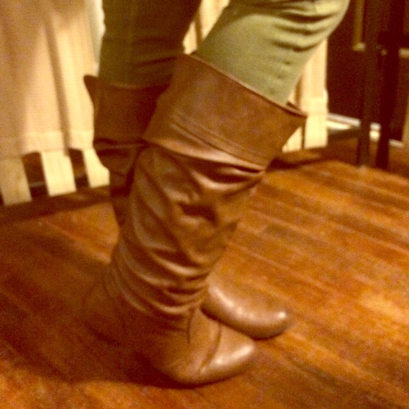 Brown boots!