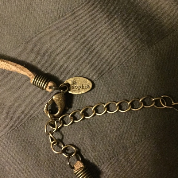 Lia Sophia Statement Necklace - Picture 2 of 2