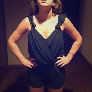 URBAN OUTFITTERS BLACK RUFFLE STRAP ROMPER