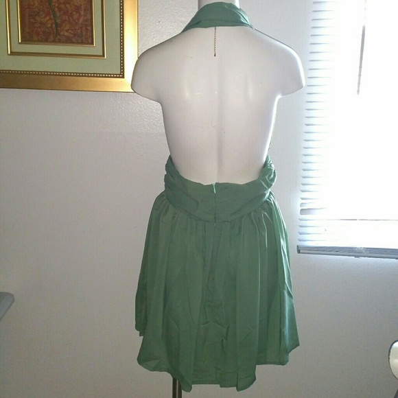 New Arrival Stunning Deep V-neck Halter Dress - Picture 3 of 4