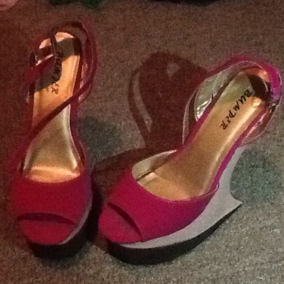 Pink and black gravity heels - Picture 1 of 4
