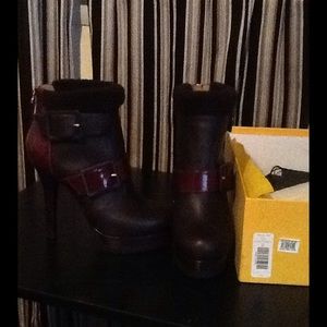100% authentic fendi heels