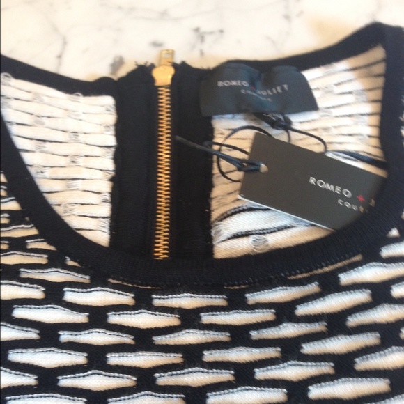 Romeo & Juliet Couture Knit Top - Picture 4 of 4