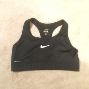 Sports bra