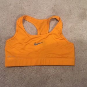 Sports bra