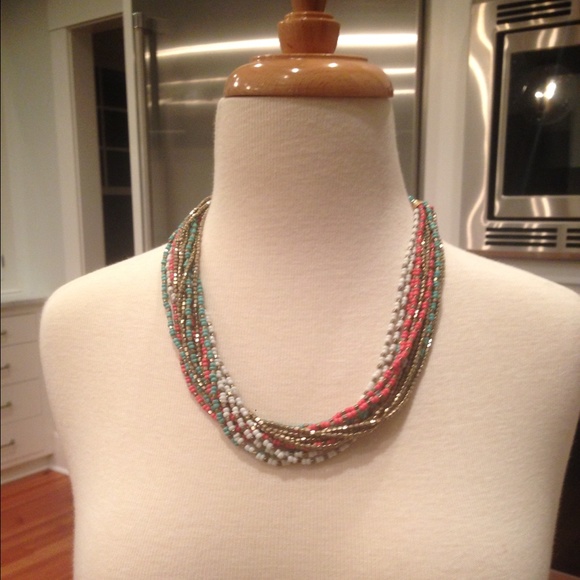 Multi-strand necklace 🌸Host Pick 6/28🌸 - Picture 3 of 3