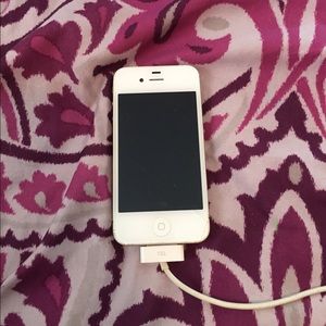 iPhone 4s (slightly cracked)