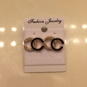 Double C earring