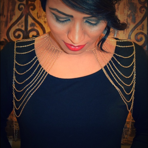 Gold body jewelry - Picture 2 of 4