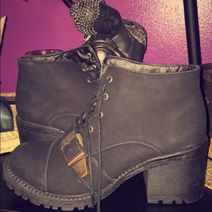 Black ankle booties