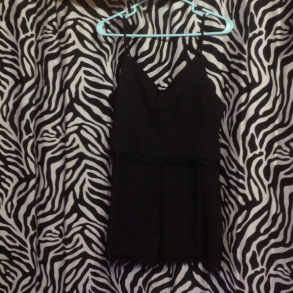 Black romper with lace trim - Picture 1 of 1