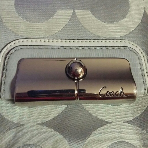 Authentic Coach Purse - Picture 4 of 4