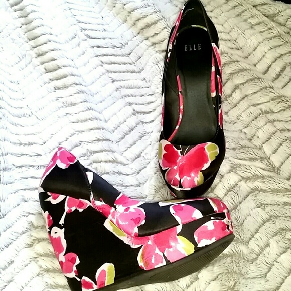 Wedges - Picture 2 of 3