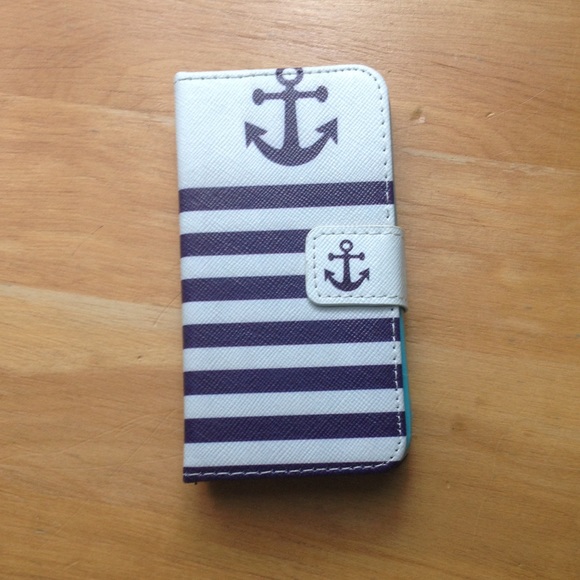 iphone 4s anchor case⚓️💟