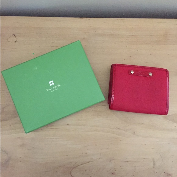 Kate Spade wallet Authentic