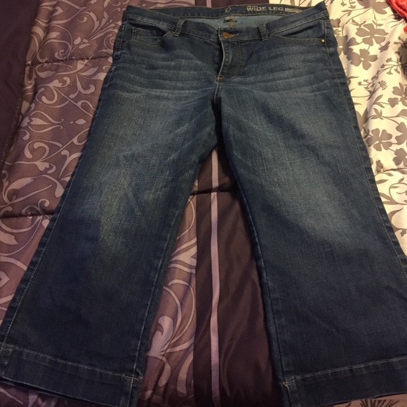 NY &Co low rise wide leg crop denim jeans size 12
