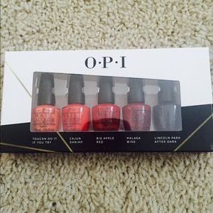 New OPI polish set