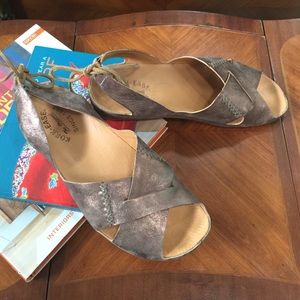 Bronze Kork-Ease sandals