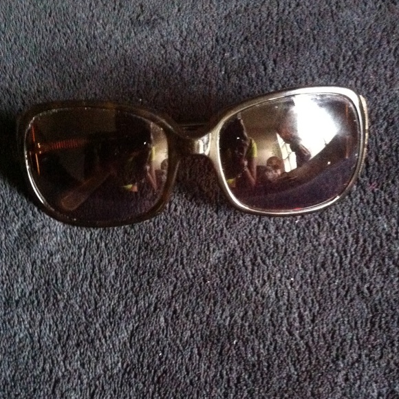 Authentic Fendi Sumglasses