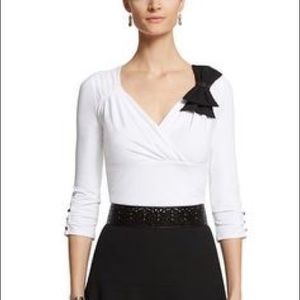 Black house white market shirt