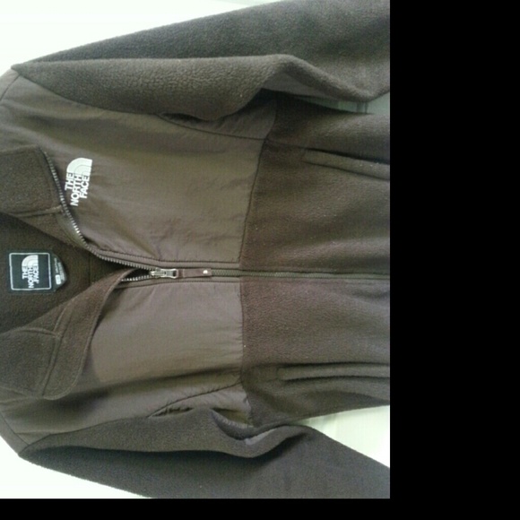 GIRLS NORTH FACE JACKET