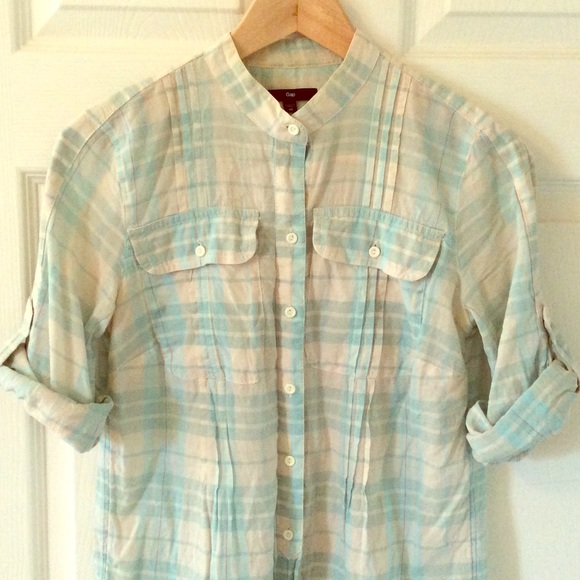 Gap Plaid Button Up