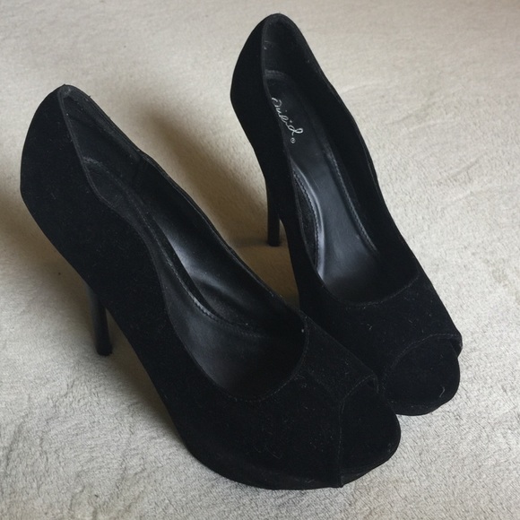 Black Suede Heels - Picture 4 of 4