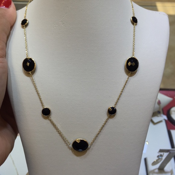Gold necklace - Picture 1 of 3