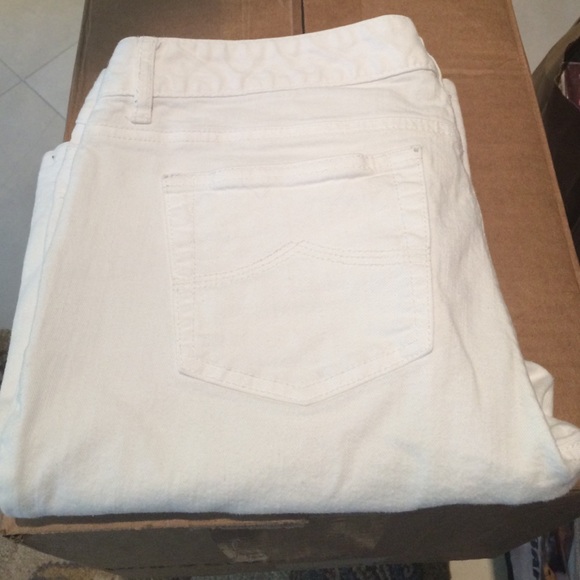 Micheal Kohrs white denim pants
