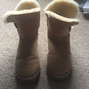 Lightly worn UGGS