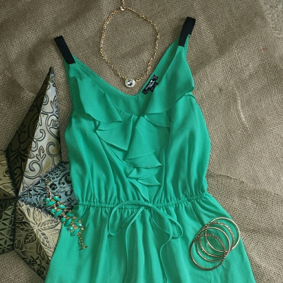 Gorgeous Green Dress - Picture 2 of 4