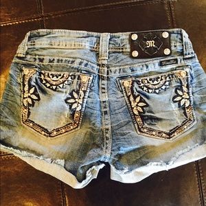 Miss Me size 27 cut-off denim short