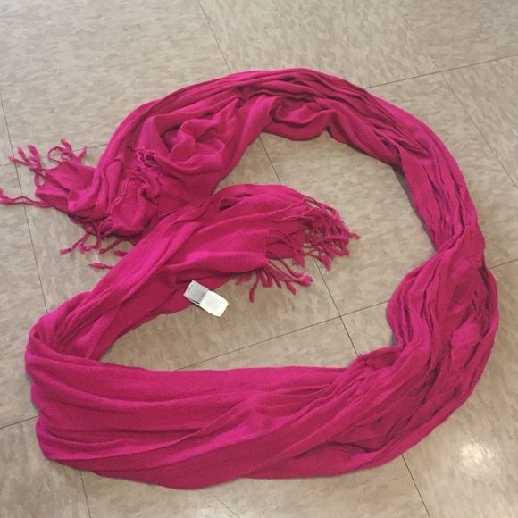 Pink scarf!