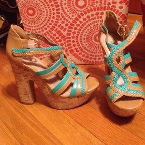 Turquoise/natural BCBG wedge shoe