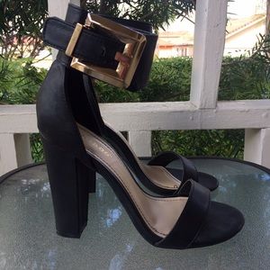 ❌SOLD❌Ankle Strap Heels