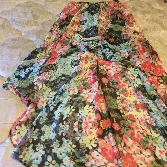 Size small Joe Benbasset hi-lo skirt from Kohl's