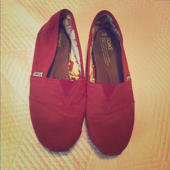 Red Toms