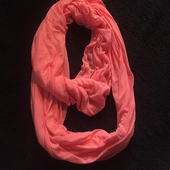 mango scarf
