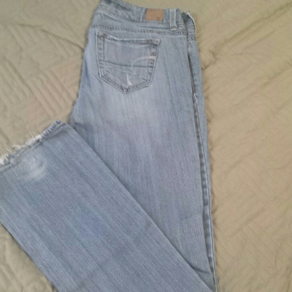 American Eagle light wash denim jeans size 4 LONG